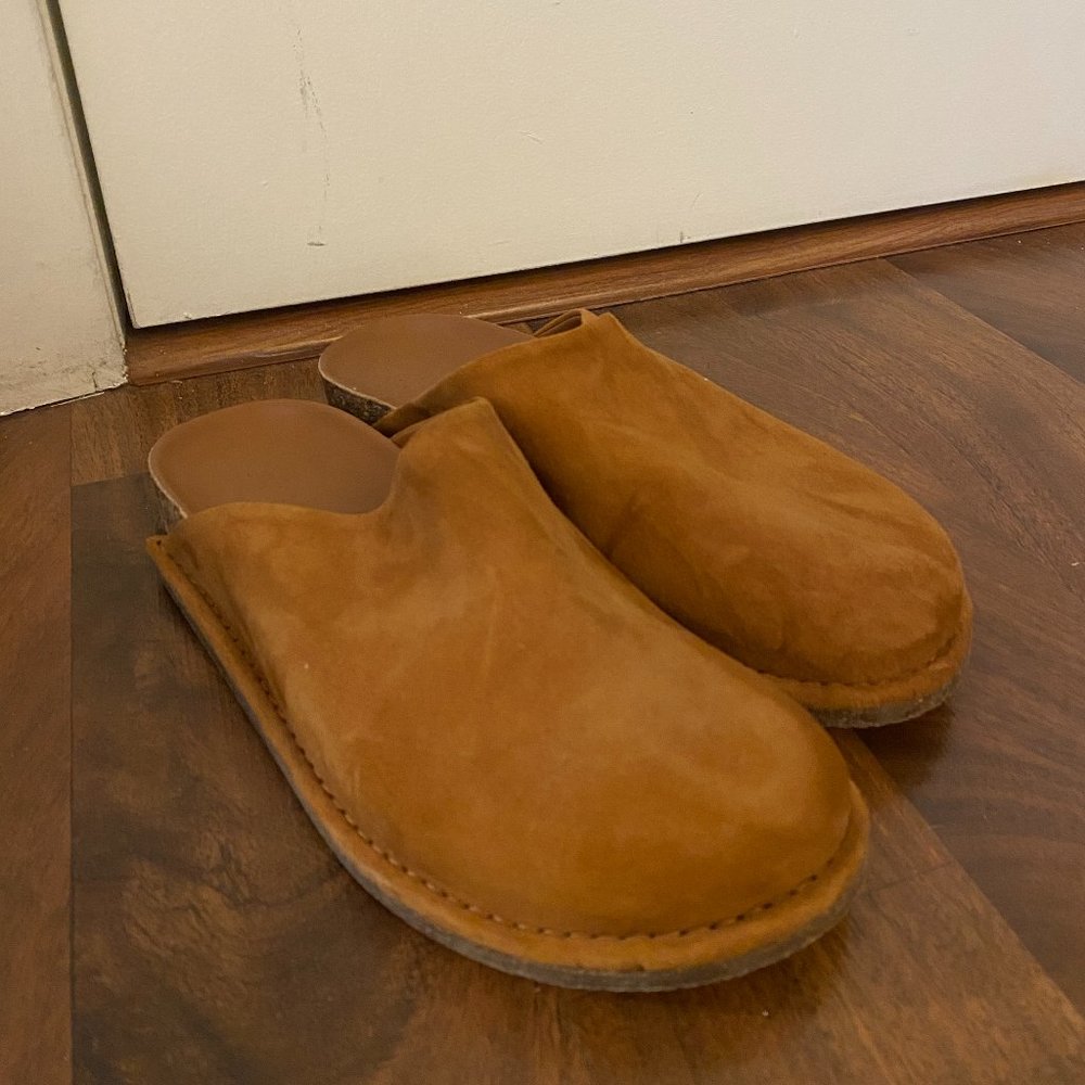 Oiled Suede Moc Clog